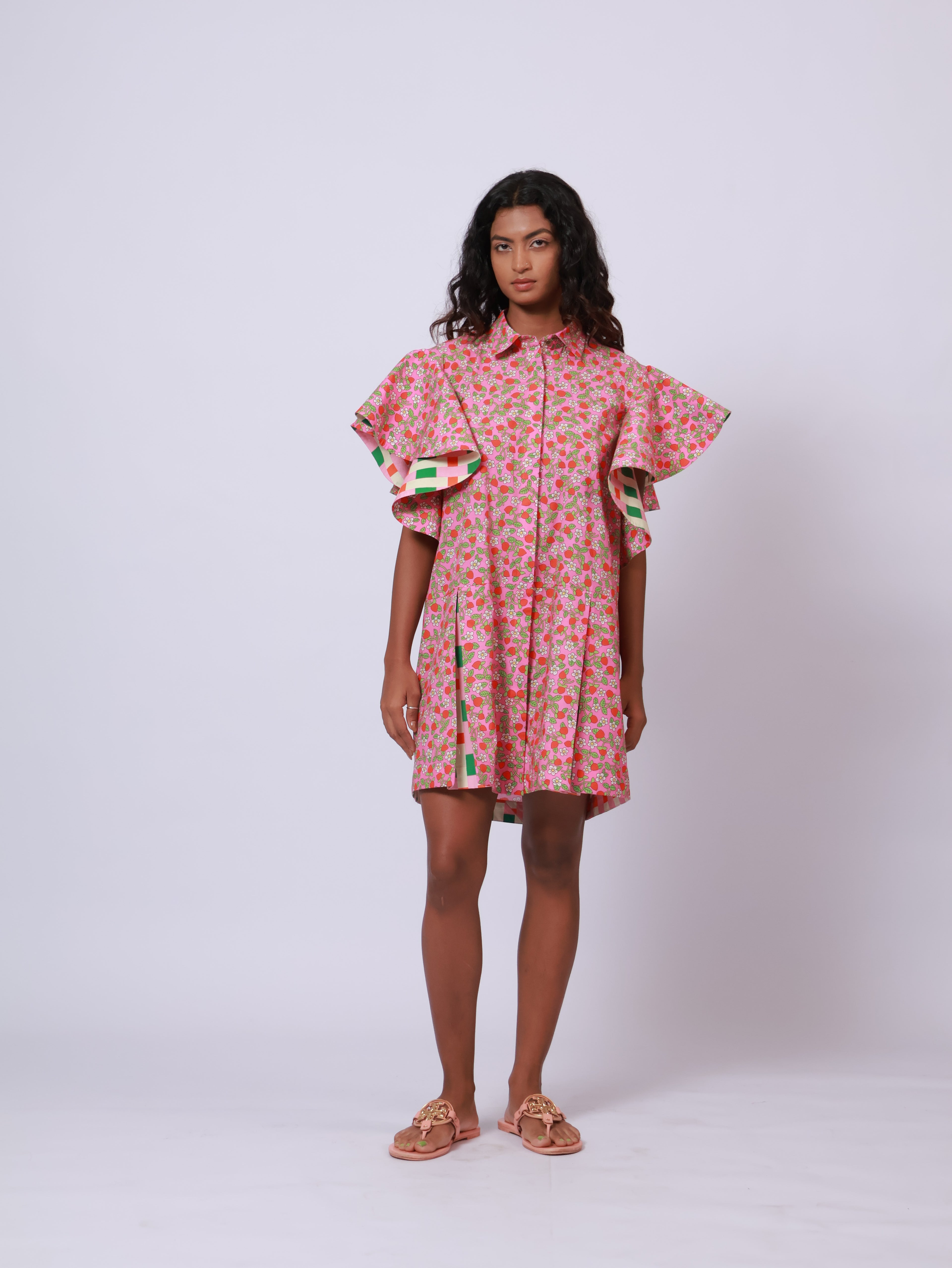 Ruffle sleeve Pink dress