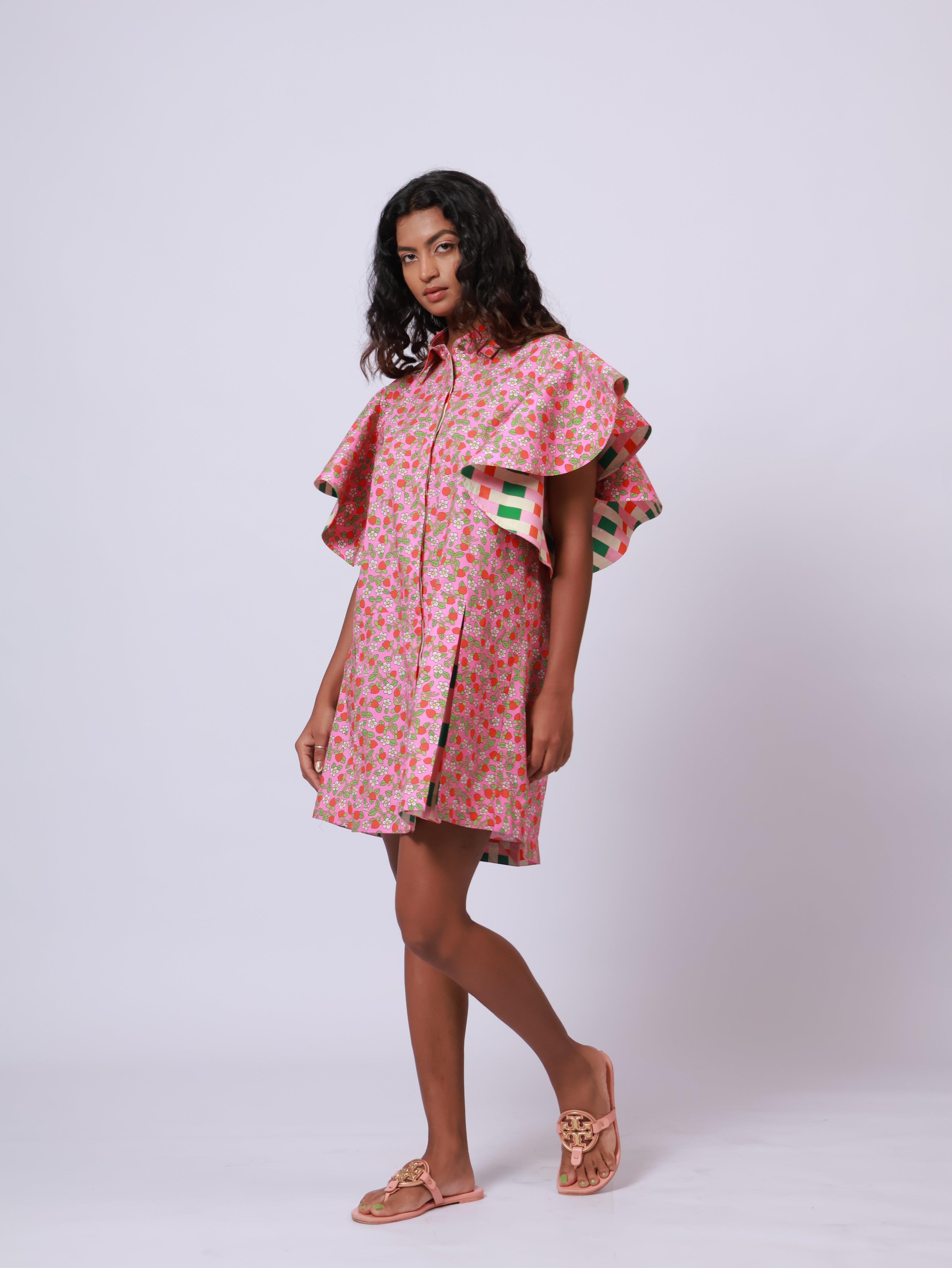 Ruffle sleeve Pink dress