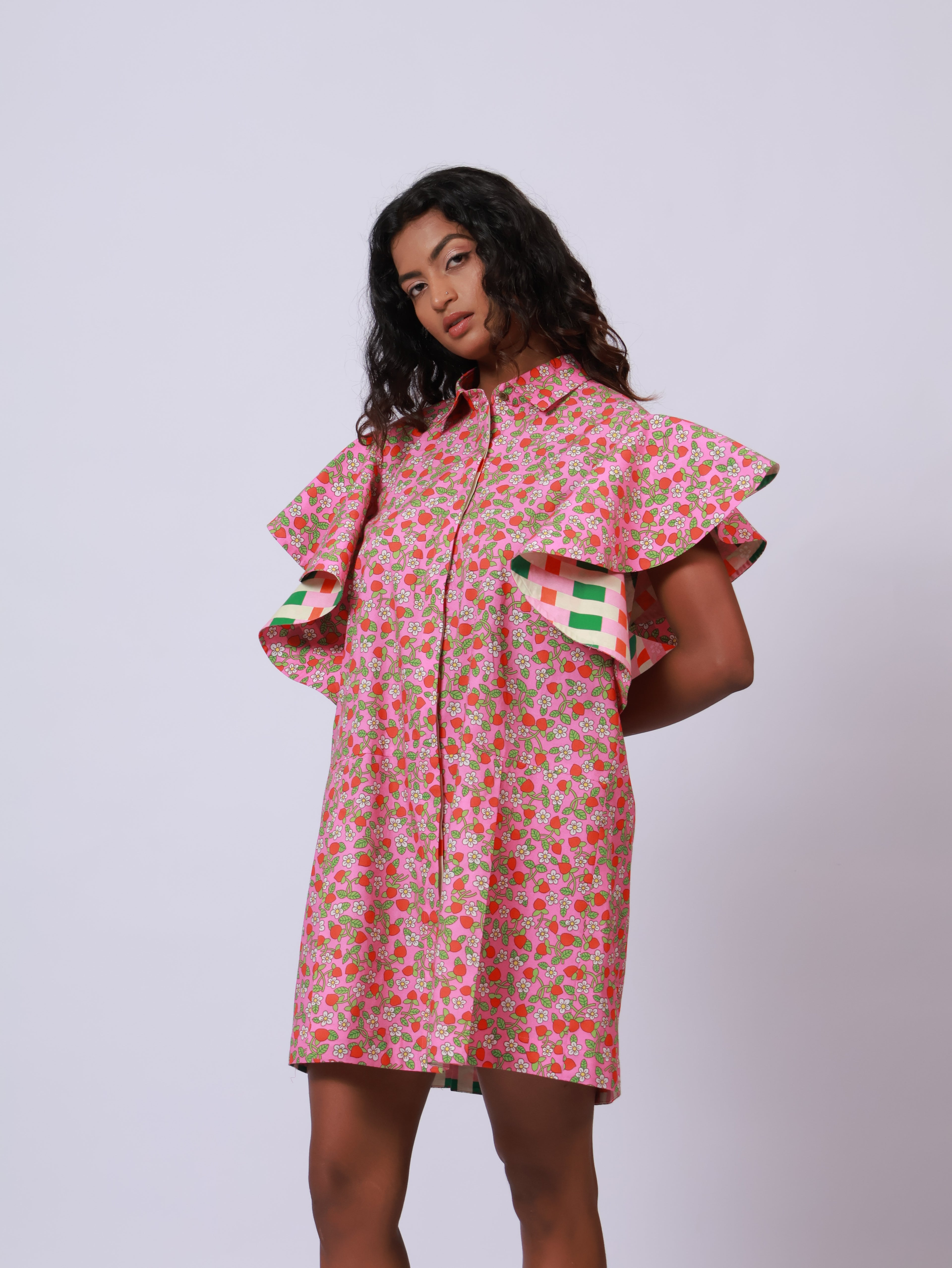 Ruffle sleeve Pink dress