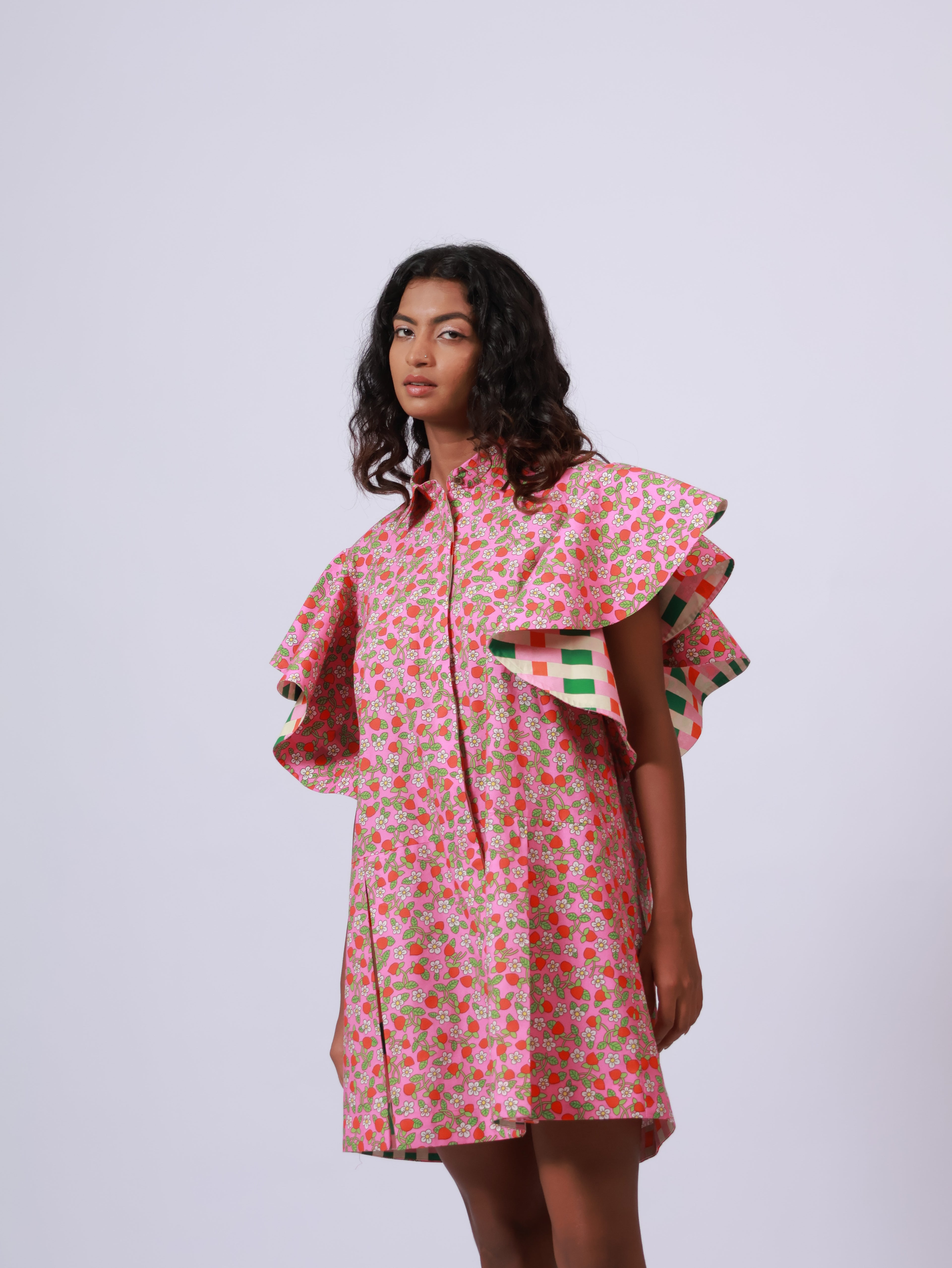 Ruffle sleeve Pink dress